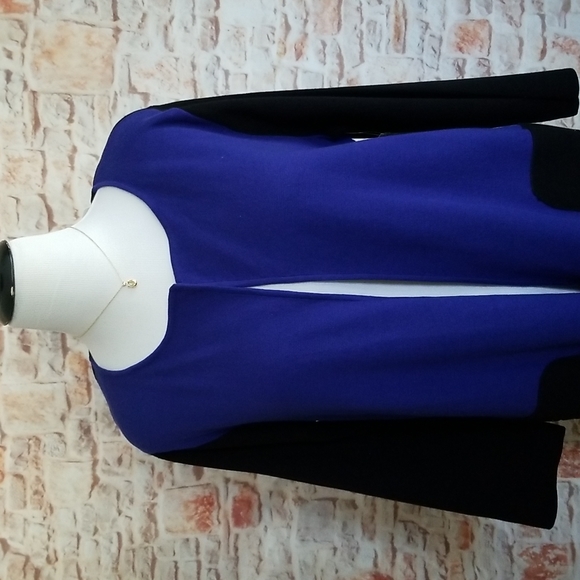 New Kasper Knit Cardigan - Picture 2 of 11